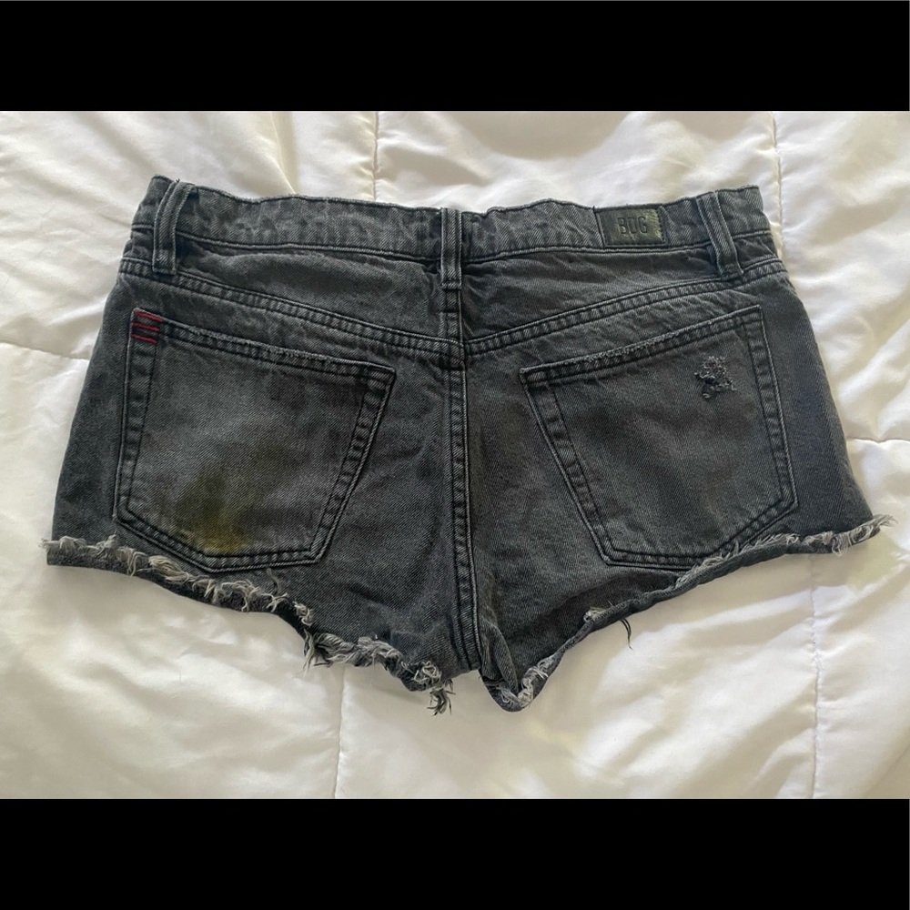 BDG Mid Rise Denim Shorts - Picture 2 of 3